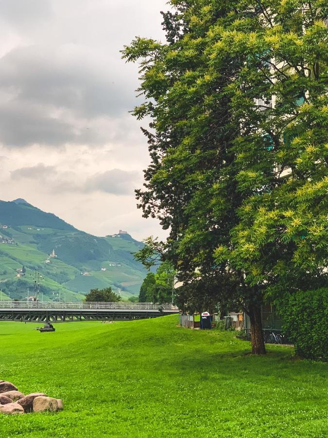 Cozy City Center Apartment Bozen Buitenkant foto